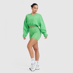 NWT: ONER ACTIVE ALL DAY EST 2020 CROP V-NECK SWEATSHIRT